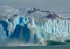 IMPRESIONANTE DESPRENDIMIENTO DE BLOQUE GIGANTE DE HIELO EN EL GLACIAR PERITO MORENO
