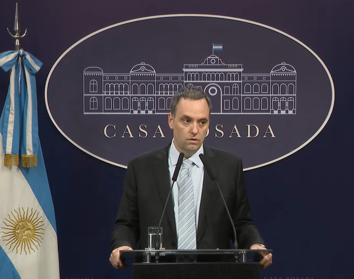 ADORNI CONFIRMÓ EL BONO DE $ 55.000 PARA LOS JUBILADOS EN ENERO