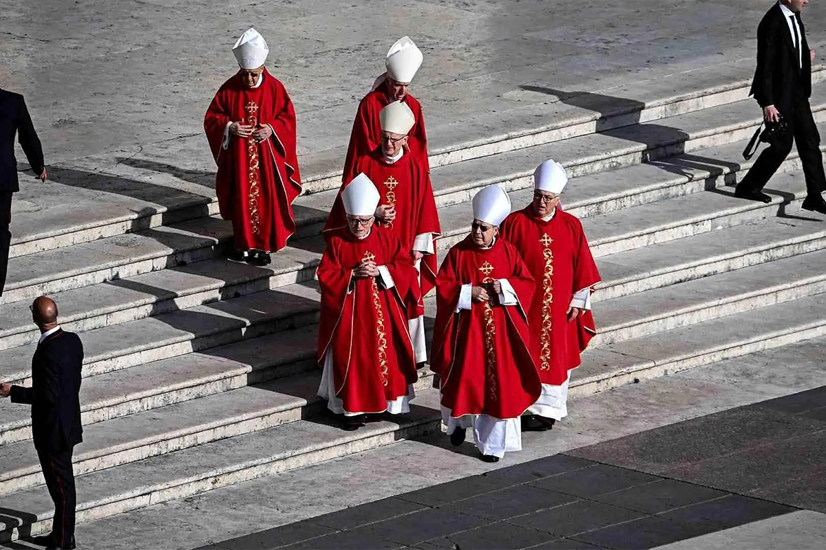POR QUÉ LOS PAPAS CAMBIAN DE NOMBRE AL ASUMIR EL PONTIFICADO