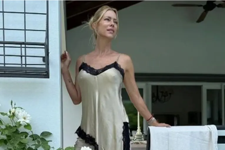 NICOLE NEUMANN DESLUMBRA CON EL LOOK LENCERO, LA TENDENCIA QUE MARCA LAS FIESTAS