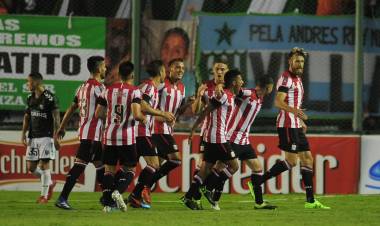 ESTUDIANTES DIO VUELTA LA SERIE ANTE BANFIELD Y SERÁ RIVAL DE RACING