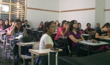 VIDEOCONFERENCIA EN LA UNVIME CON EL CREADOR DEL MÉTODO “POLD” DE TERAPIA MANUAL  DR. JUAN VICENTE LÓPEZ DÍAZ