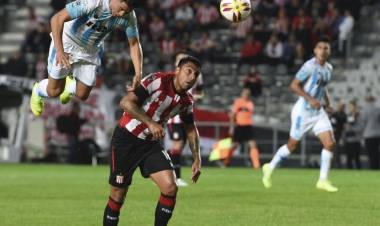 ESTUDIANTES RESCATÓ UN EMPATE EN EL ESTADIO ÚNICO, ANTE RACING QUE HIZO SU NEGOCIO