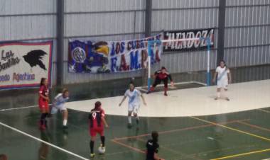 ARRANCÓ EL TORNEO NACIONAL DE FUTSAL FEMENINO, CON TRIUNFO DE AMINÉ Y DERROTA DE AVIADOR ORIGONE