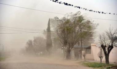 VIENTOS DE CASI 80 KM/H SORPRENDIERON A LA PROVINCIA DE SANTA FE