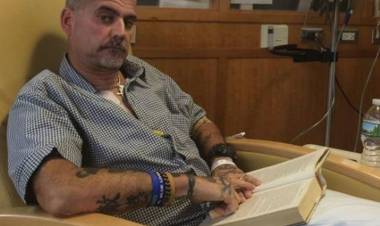 MURIÓ UN RESCATISTA DE UN CÁNCER PROVOCADO POR SU LABOR DURANTE EL 11S