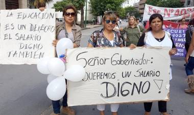 CONTINÚA EL PARO DOCENTE EN SALTA: UNA SEMANA SIN ACTIVIDAD Y LAS POSIBLES SOLUCIONES DEL GOBIERNO PROVINCIAL