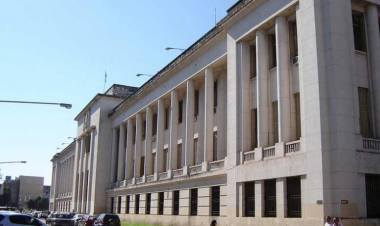 TUCUMÁN: LOS JUECES DEL PODER JUDICIAL PROVINCIAL COBRAN MAS QUE EL PRESIDENTE