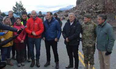 VILLA LA ANGOSTURA: ANTE EL RIESGO LATENTE DE DERRUMBE EN LA RUTA 40 KM 2095, EXTENDERÁN LAS MALLAS DE CONTENCIÓN