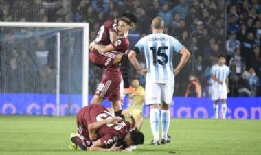 HISTÓRICO: RIVER APLASTÓ POR 6 A 1 A RACING, EN AVELLANEDA