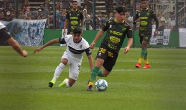 GRAN VICTORIA DEL HALCÓN DE VARELA EN LA PLATA, LE GANÓ A GIMNASIA QUE SE COMPLICA MÁS CON EL DESCENSO