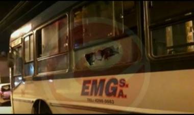 BUENOS AIRES: EN MONTE GRANDE, UN CHOFER RAPTÓ UNA JOVEN Y ELLA ESCAPÓ TIRÁNDOSE POR LA VENTANILLA