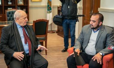 EL INTENDENTE ACTUAL DE VILLA MERCEDES, MARIO RAÚL MERLO, SE REUNIÓ CON EL INTENDENTE ELECTO MAXIMILIANO FRONTERA