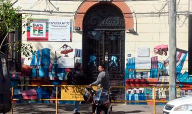 SANTA FE: MUJER GOLPEÓ A UNA MAESTRA POR UN RETO QUE RECIBIÓ SU HIJO