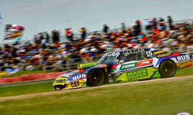 UN RAYO EN SAN NICOLÁS: GASTÓN MAZZACANE SE QUEDÓ CON LA POLE Y RÉCORD DEL CIRCUITO EN LA CLASIFICACIÓN DEL TC