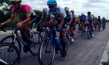 EL CICLISMO DE RUTA SANLUISEÑO ABRIÓ LA TEMPORADA 2019 - 2020 EN EL CORREDOR VIAL