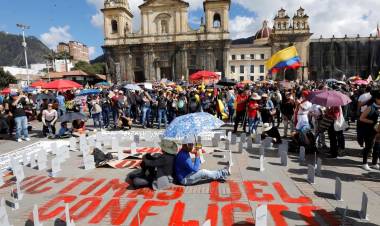 PROTESTA SOCIAL: EN UN "PARO NACIONAL" CON DÉBIL ADHESIÓN, MILES DE PERSONAS SE MOVILIZAN EN COLOMBIA CONTRA IVÁN DUQUE