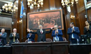 ALBERTO RODRÍGUEZ SAÁ COMENZÓ UN NUEVO MANDATO AL FRENTE DEL PODER EJECUTIVO DE LA PROVINCIA DE SAN LUIS