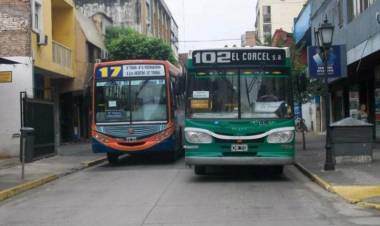 CONTINÚA EL PARO DE COLECTIVOS EN TUCUMÁN