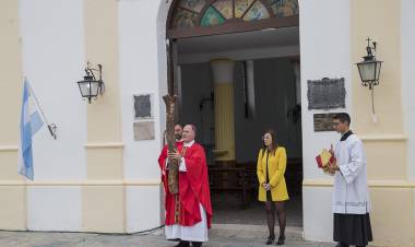 MISA POR EL SEÑOR DE LOS MILAGROS: EN UNA JORNADA ATÍPICA, LA BENDICIÓN DEL CRISTO DE RENCA LLEGÓ A TODA LA PROVINCIA DE SAN LUIS