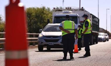 CORONAVIRUS: PROYECTO DE LEY QUE PROPONE UN PASAPORTE SANITARIO PARA CIRCULAR POR EL PAÍS