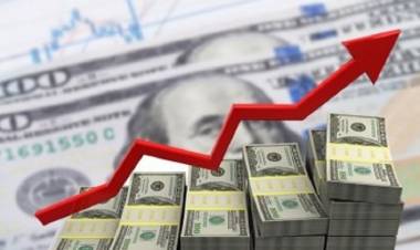EL DÓLAR BLUE SIN TECHO, SUBIÓ $8 Y CERRÓ EN $167, ESCALANDO $17 EN LA SEMANA