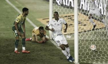 EN LA AGONÍA DEL PARTIDO DEFENSA Y JUSTICIA CAYÓ ANTE SANTOS EN BRASIL Y QUEDÓ ELIMINADO DE LA LIBERTADORES