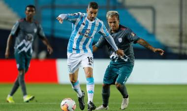 RACING LE GANÓ A ESTUDIANTES DE MÉRIDA PERO NO PUDO TERMINAR PRIMERO EN EL GRUPO DE LA LIBERTADORES