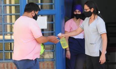 8.037 PERSONAS FUERON DIAGNOSTICADAS CON COVID-19 EN ARGENTINA ESTE SÁBADO Y OTRAS 213 FALLECIERON