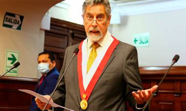 FRANCISCO SAGASTI FUE DESIGNADO POR EL CONGRESO DE PERÚ COMO NUEVO PRESIDENTE INTERINO