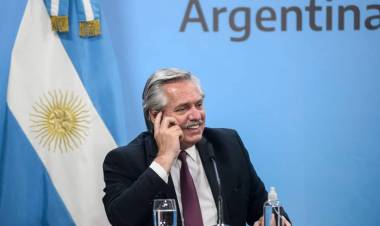 EL PRESIDENTE ANUNCIÓ LA FIRMA DE UN ACUERDO CON RUSIA PARA LA LLEGADA DE LA VACUNA SPUTNIK V