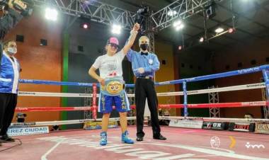 SIN DEJAR DUDAS, LA VILLAMERCEDINA MICAELA “LA PRINCESITA” LUJÁN ES LA NUEVA CAMPEONA MUNDIAL FIB SUPERMOSCA