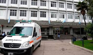 EN TUCUMÁN HALLARON UN BEBÉ DENTRO DE UN CONTENEDOR DE BASURA PERO NO PUDIERON SALVARLE LA VIDA