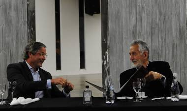 VISITA PROTOCOLAR: EL GOBERNADOR DE SAN LUIS RECIBIÓ AL EMBAJADOR DE ALEMANIA EN ARGENTINA