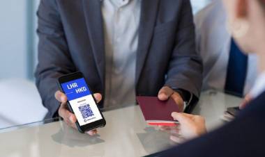 EL "PASAPORTE SANITARIO" SE EXIGIÓ POR PRIMERA VEZ EN UN VUELO ENTRE MADRID Y MONTEVIDEO