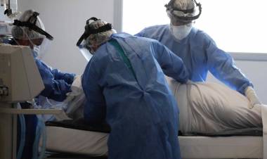 EN LAS ÚLTIMAS 24 HORAS SE REGISTRARON 537 MUERTES POR CORONAVIRUS EN ARGENTINA Y ES RÉCORD EL PAÍS DESDE QUE COMENZÓ LA PANDEMIA