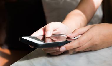 PARA AFRONTAR LAS RESTRICCIONES POR LA PANDEMIA, CRECEN LAS APPS QUE FACILITAN A LOCALES GASTRONÓMICOS