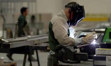 YA ES OFICIAL LA SUBA DEL 35%. DEL SALARIO MÍNIMO, VITAL Y MÓVIL