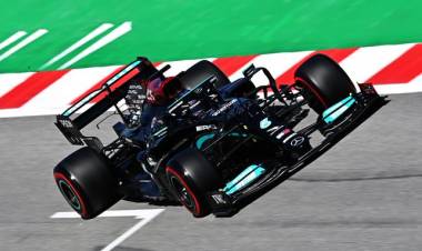 EN DUELO DE ESTRATEGIAS LEWIS HAMILTON LE GANÓ A VERSTAPPEN Y SE LLEVÓ LA VICTORIA EN EL GRAN PREMIO DE ESPAÑA DE FÓRMULA 1