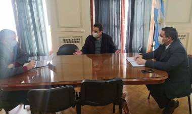 TUCUMÁN: EL DR. LUIS MEDINA RUIZ SE REUNIÓ CON LAS AUTORIDADES DE FISCALIZACIÓN SANITARIA