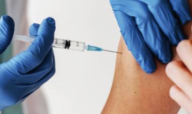 LA COMBINACIÓN DE VACUNAS PRODUCE UN SIGNIFICATIVO AUMENTO DE LOS ANTICUERPOS