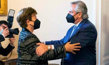 TRAS LAS ELECCIONES, EL FMI PIDE A ARGENTINA UN PLAN CON "AMPLIO APOYO POLÍTICO Y SOCIAL"