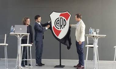 RIVER PRESENTÓ SU RENOVADO ESCUDO EN EL MONUMENTAL, "UNA NUEVA IDENTIDAD”