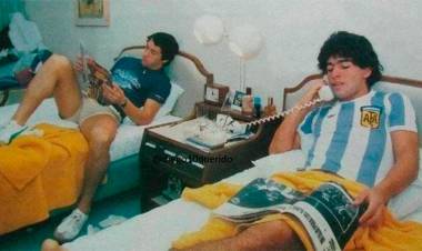 “TRABAJO PARA COMER Y ALQUILAR”, DIJO ALGUIEN QUE FUE CAMPEÓN DEL MUNDO CON MARADONA, PERO EL FÚTBOL LE SOLTÓ LA MANO