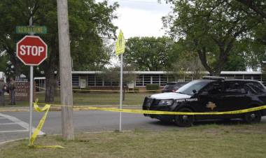 ESTADOS UNIDOS: MASACRE EN TEXAS, UN JOVEN DE 18 AÑOS ASESINÓ A 21 PERSONAS EN UNA ESCUELA PRIMARIA