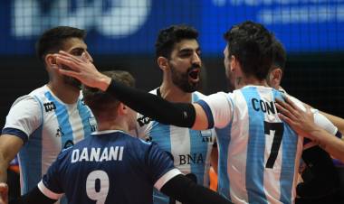 ARGENTINA DEBUTA EN LA LIGA DE NACIONES DE VÓLEIBOL ANTE POLONIA