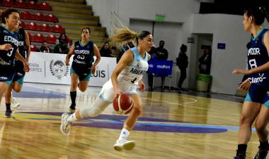 SEGUNDO TRIUNFO DE LAS GIGANTES EN EL SUDAMERICANO DE BÁSQUET EN LA PEDRERA, LE GANÓ A ECUADOR Y ESTÁ A UN PASO DE LAS SEMIFINALES
