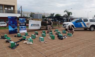 SECUESTRARON EN MISIONES MÁS DE 300 KILOS DE DROGA TRAFICADA A TRAVÉS DEL RÍO PARANÁ