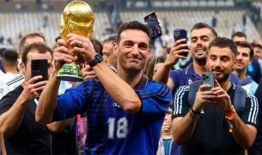LIONEL SCALONI RENOVÓ SU CONTRATO Y SEGUIRÁ AL MANDO DE LA SELECCIÓN HASTA EL MUNDIAL DE 2026