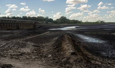 SEQUÍA EN URUGUAY Y FALTA DE AGUA POTABLE